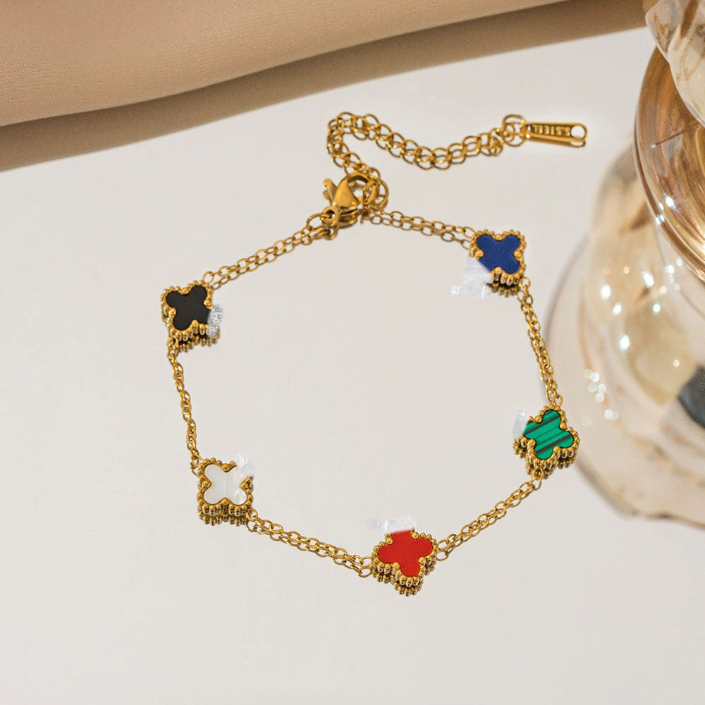 Women’s Green Triangle Bikini With Colourful Clover Bracelet Set