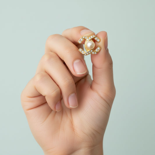 French Chic Pearl Crest Crystal Earrings 9768