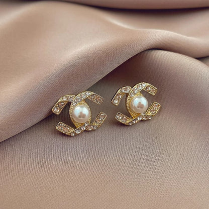 French Chic Pearl Crest Crystal Earrings 9768